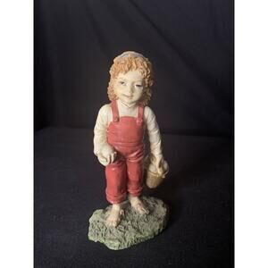 Bearstone Girl Collecting Eggs VTG Figurine 5 in